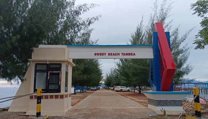 Swedy Beach Tambea “Surga Tersembunyi” dengan Panorama Alam Menakjubkan