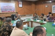 Pada tahap awal, Pemerintah Aceh akan memanfaatkan kapal Aceh Hebat 1 dengan menambah rute baru tanpa mengganggu trayek Calang–Sinabang. Sekda memastikan fokus utama tahun pertama adalah pelayanan publik.