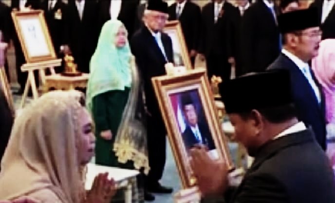 Dari 40 tokoh bangsa yang diusulkan, hanya 10 yang akhirnya ditetapkan Presiden Prabowo Subianto sebagai Pahlawan Nasional 2025. Dua di antaranya adalah mantan Presiden RI, Jenderal Besar Soeharto dan Abdurrahman Wahid (Gus Dur).