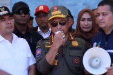 AIR MATA MENDAGRI SAAT MENINJAU WARGA TERDAMPAK BENCANA ACEH