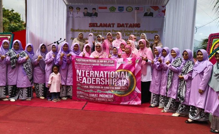 MAN Kota Sawahlunto Terima Kunjungan Studi Pelajar Internasional