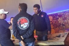 Dihadang di Lokasi, Kasatresnarkoba Pematangsiantar Tetap Masuk dan Gelar Razia di NES Restobar