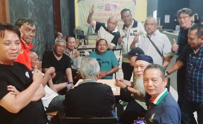 IKA SMANSA 82 Tutup Tahun 2025 dengan Turnamen Domino Persahabatan, Yudhi Rani Tampil sebagai Kampiun