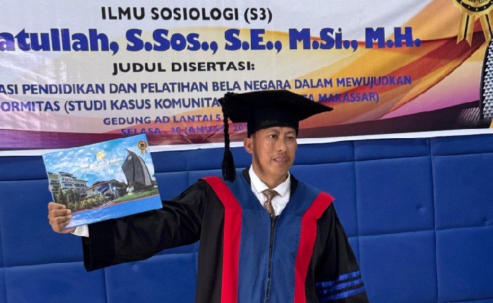 Breaking News : Mantan Kasat Reskrim Sinjai, Andi Rahmatullah Raih Gelar Doktor di UNM