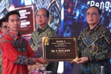 Menggapai Mimpi Lewat Lomba Foto Peradilan 2025, Agit Bangga Terima Penghargaan Mahkamah Agung