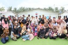 Pastikan Pengungsi Layak Huni, Mendagri Tinjau Huntara Pascabencana di Aceh Tamiang