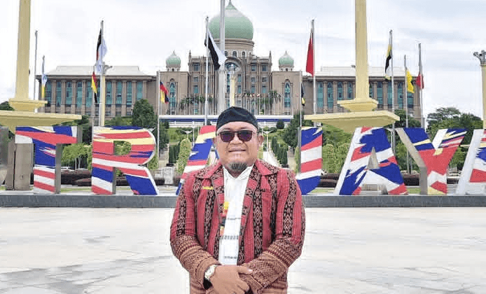 Menjadi Pribadi Kokoh dalam Cahaya Iman Dengan Hati Merdeka