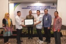 Terkuak, Pemerintah Incarar Muluskan Program Jamsostek di Sinjai