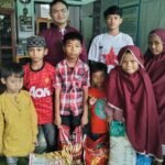 Remaja Masjid Baburroyyan Salurkan Zakat Fitrah ke Panti Asuhan di Makassar. (19/3)
