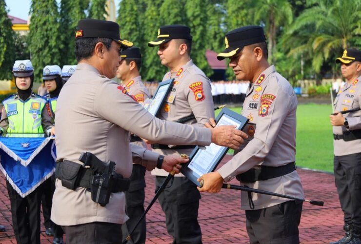 Kapolres Berkinerja Diapresiasi Kapolda Sulsel, Terima Penghargaan Ops Ketupat 2026