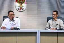 KPK Tahan Bupati Pekalongan, Dugaan Korupsi Rp 19 Miliar