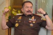 Dua Tersangka Korupsi Yayasan Mujahidin Telah Ditahan Kejati, Mantan Gubernur Kalbar Lolos Berkali - Kali, Kekuatan Bekingnya Lebih Dashyat?