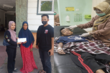 Heru Dirawat Bersama 6 Keluarga, Hanya Dijaga Sang Ibu: GISK Salurkan Bantuan Sosial di RSUD Bulukumba