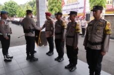 4 Personil Polsek KPN Raih Penghargaan Tertinggi Polres Parepare