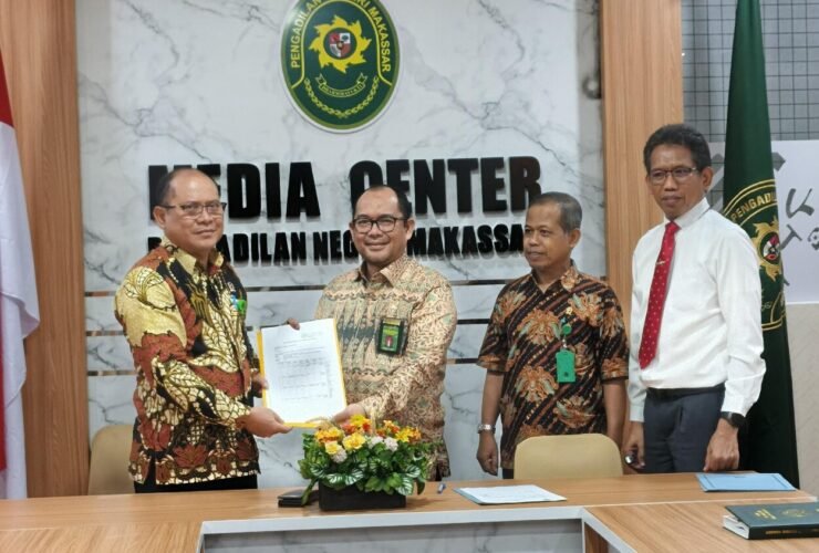 PN Makassar Serahkan Barang Gratifikasi ke UPG untuk Perkuat Integritas Peradilan