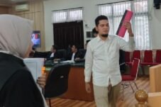 Terdakwa Jhonny Andrean Disebut “Orang Paling Jujur” di Pekanbaru dalam Sidang SPPD Fiktif DPRD