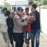 Lansia Tewas Mengapung di Sungai Idi Rayeuk, Polisi Evakuasi