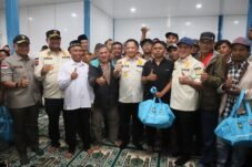Tito Salurkan Bantuan Pascabencana di Bener Meriah.