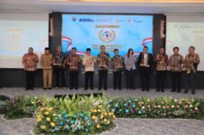 Mendes Gali CSR BUMN–Swasta untuk Bangun Desa