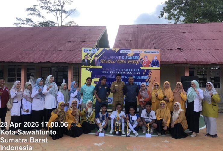 MTsN 9 Tanah Datar Juara SMeKer Two Event
