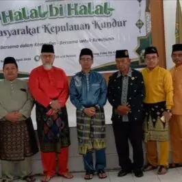 Ketua Yayasan Pemajuan Pulau Kundur Datok Huzrin Hood Gelar Halal Bihalal
