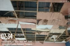 Ironi Pendidikan di Sultra : 232 Siswa SMA Negeri 1 Toari Belajar di Gedung Nyaris Ambruk