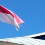 Jelang HUT RI Ke-81, Bendera Merah Putih Robek Masih Berkibar, Imbauan Itjen Kemendagri Tak Digubris?
