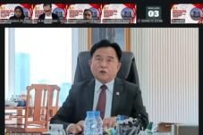 Yusril Ihza Mahendra menilai filsafat hukum menjadi bekal penting bagi hakim untuk menyeimbangkan kepastian hukum dengan keadilan substantif. (Ist).
