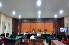 PN PONTIANAK BEBASKAN TERDAKWA KORUPSI DANA HIBAH GEREJA