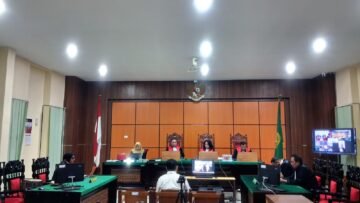 PN PONTIANAK BEBASKAN TERDAKWA KORUPSI DANA HIBAH GEREJA