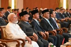 WAPRES DAMPINGI PRESIDEN HADIRI PIDATO PM INDIA DI DPR-RI