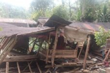 Rumah Warga Miskin di Kabupaten Sinjai Ambruk, Bupati dan Wabup Belum Buka Suara