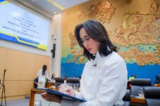 Menteri Pariwisata Widiyanti Putri Wardhana memaparkan realisasi APBN Tahun Anggaran 2025 dalam rapat kerja bersama Komisi VII DPR RI di Jakarta, Rabu (15/7/2026).