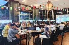Dr. T.R. Fahsul Falah memimpin Forum Diskusi Aktual BSKDN bersama narasumber penguatan peran pemerintah daerah dalam tindak lanjut Program Cek Kesehatan Gratis di Jakarta.