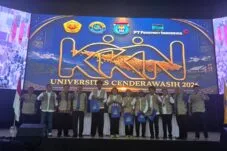 Kepala BSKDN Kemendagri Yusharto Huntoyungo memberikan arahan kepada mahasiswa KKN Uncen di Auditorium Uncen Jayapura.