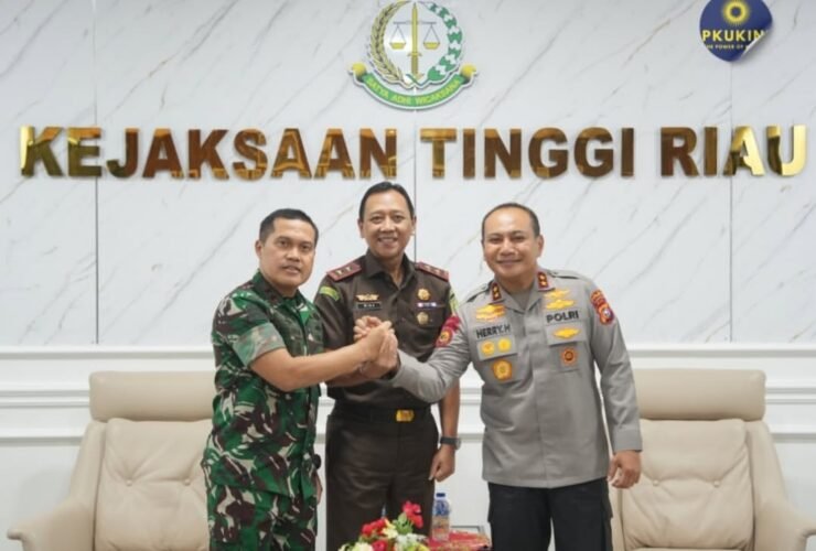 Di Sana Gunung, Di Sini Gunung, di Tengah-Tengah Ada Kopdes: Kapolda Riau, Kejati, dan Pangdam Menyatukan Denyut Kekuatan Negeri