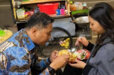 Pasca Banjir Air Mata MBG Ala Nanik, Ketua BGN Kini Dijabat Sudaryono