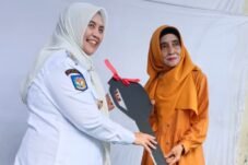 Berkat Disiplin Bayar Pajak, Warga Sinjai Raih Motor