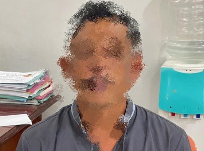Terduga pelaku berinisial AO (53) diamankan di Mako Polres Bulukumba