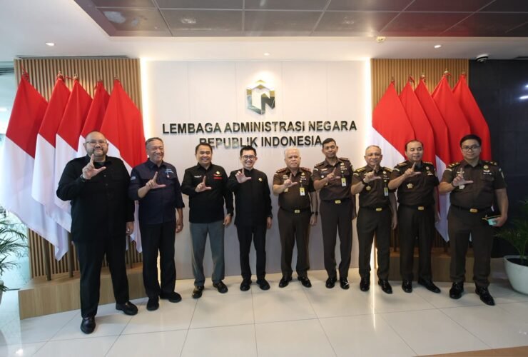Harli Siregar mengunjungi LAN RI untuk menjajaki kerja sama pengembangan pendidikan, pelatihan, dan kompetensi aparatur Kejaksaan RI guna mendukung peningkatan kualitas SDM.