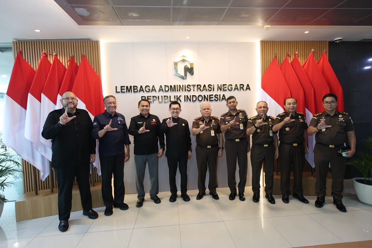 Harli Siregar mengunjungi LAN RI untuk menjajaki kerja sama pengembangan pendidikan, pelatihan, dan kompetensi aparatur Kejaksaan RI guna mendukung peningkatan kualitas SDM.