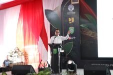 Wamendagri Bima Arya: Penghijauan Tak Boleh Berhenti di Penanaman