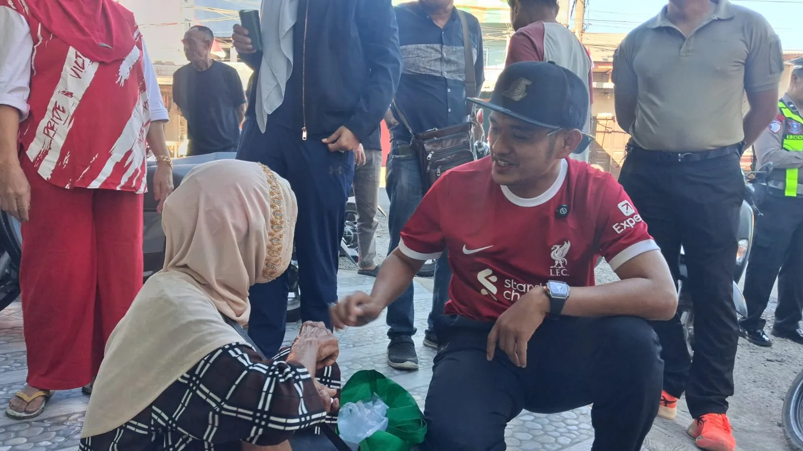 Kapolresta Gowa Berbaur, 1.000 Warga Ikut Bergerak
