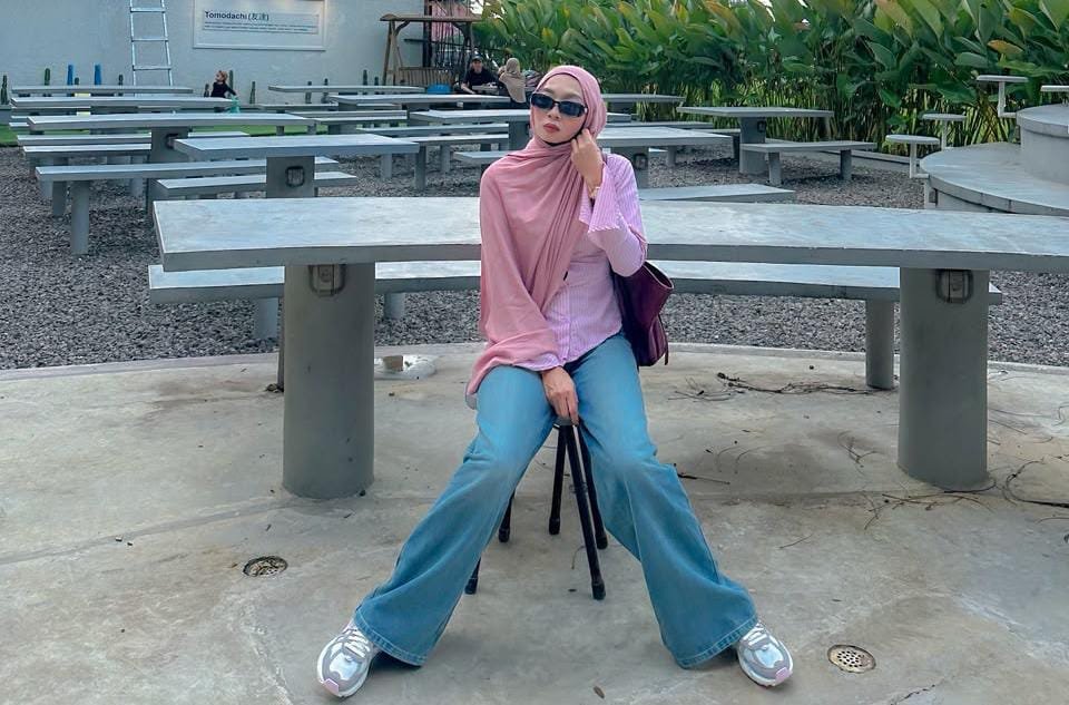 Alfiah Nurul Hikmawati, content creator asal Purwokerto yang kini berdomisili di Bekasi, mengembangkan konten di Instagram, TikTok, dan YouTube.