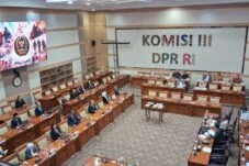 Komisi III DPR RI menggelar uji kelayakan calon hakim agung dan hakim ad hoc Mahkamah Agung tahun 2026 melalui tahapan pembuatan makalah dan wawancara di Jakarta, Rabu (12/8/2026).