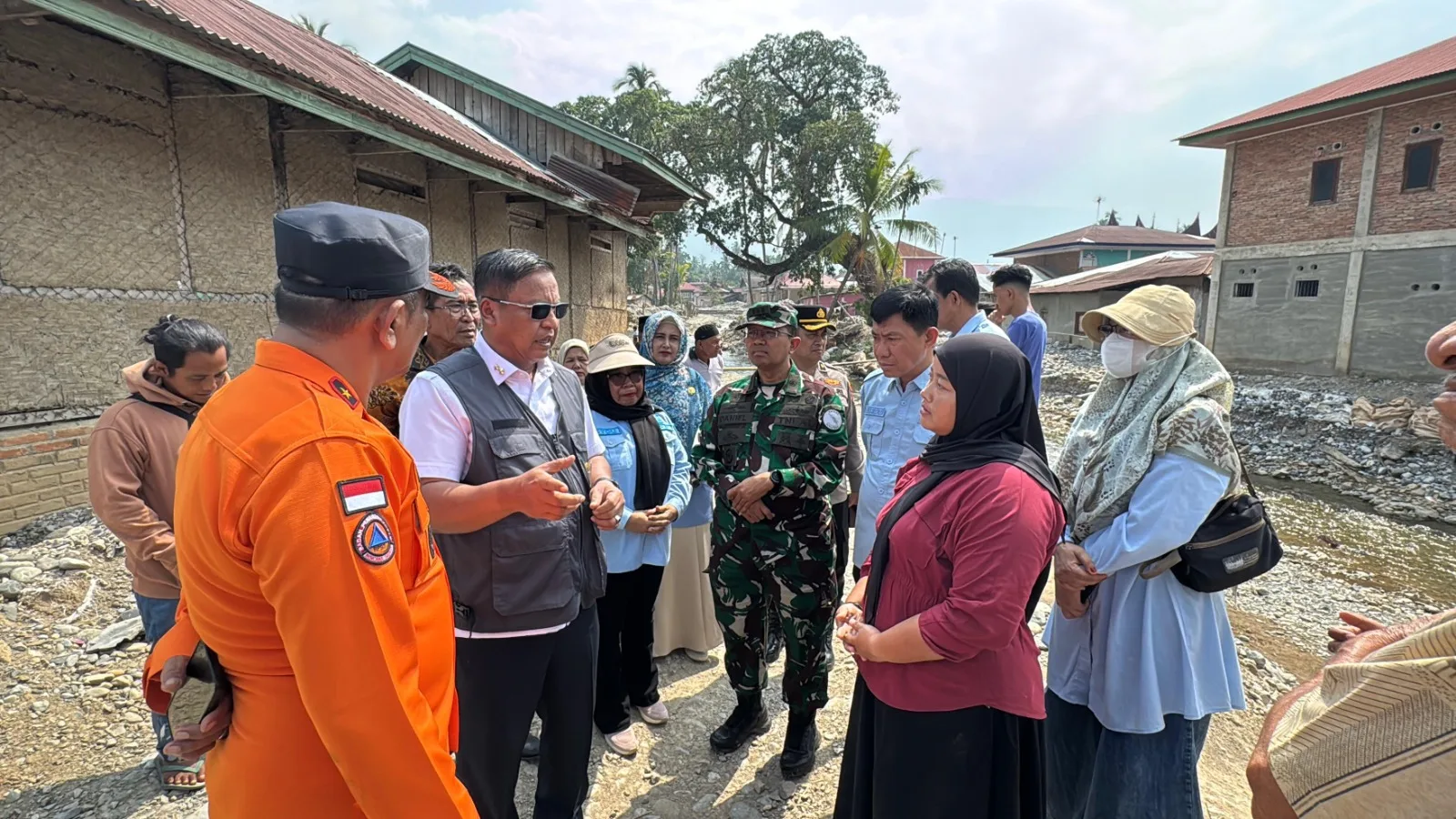 Foto kegiatan monitoring dan evaluasi Satgas PRR Pascabencana di Kabupaten Solok dan Kota Solok, 13 Agustus 2026.