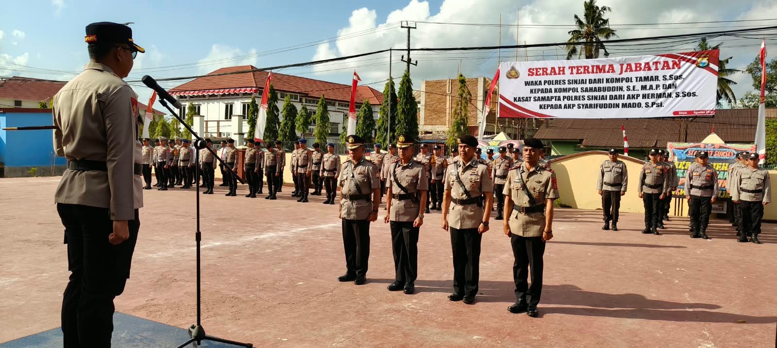 Kapolres Sinjai Pimpin Sertijab Wakapolres dan Samapta