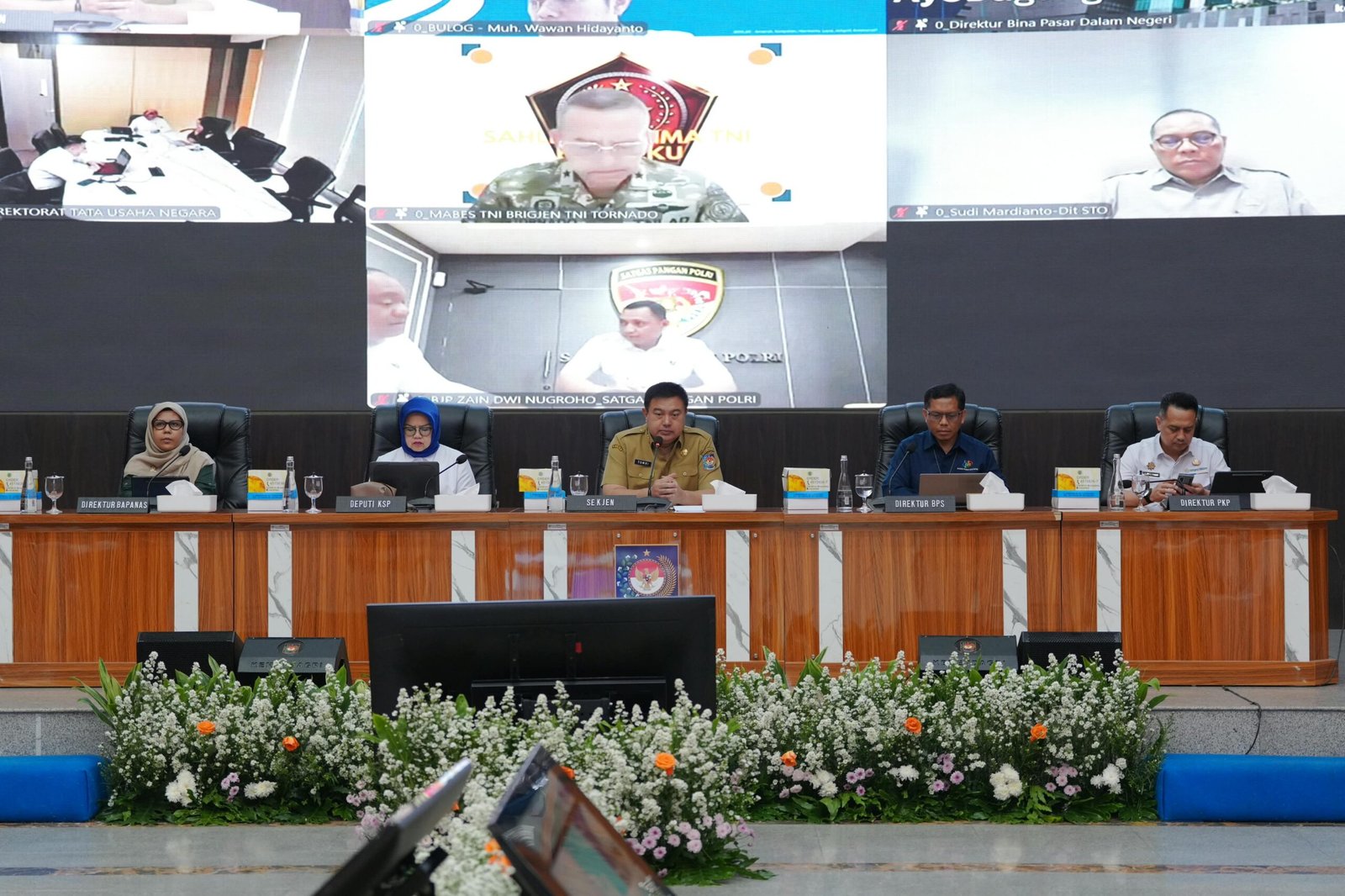 Kemendagri Minta Pemda Kendalikan Harga Beras, Minyak, dan Cabai