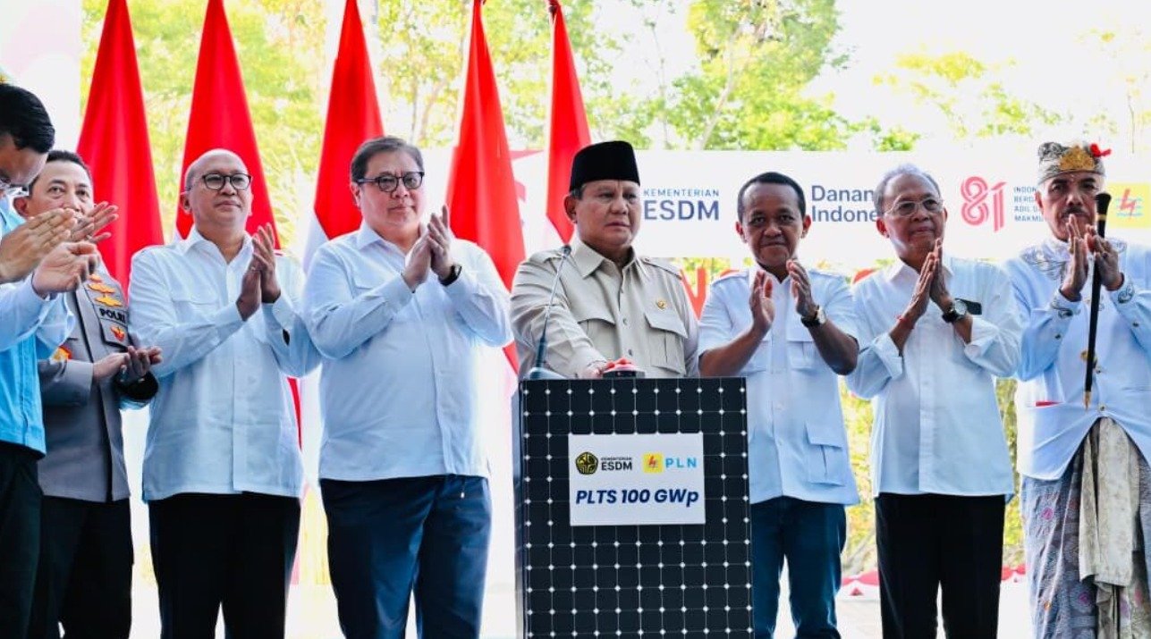 Presiden Prabowo Subianto saat meluncurkan program PLTS 100 GWp di Jembrana, Bali, Selasa, 25 Agustus 2026. Foto: BPMI Setpres.