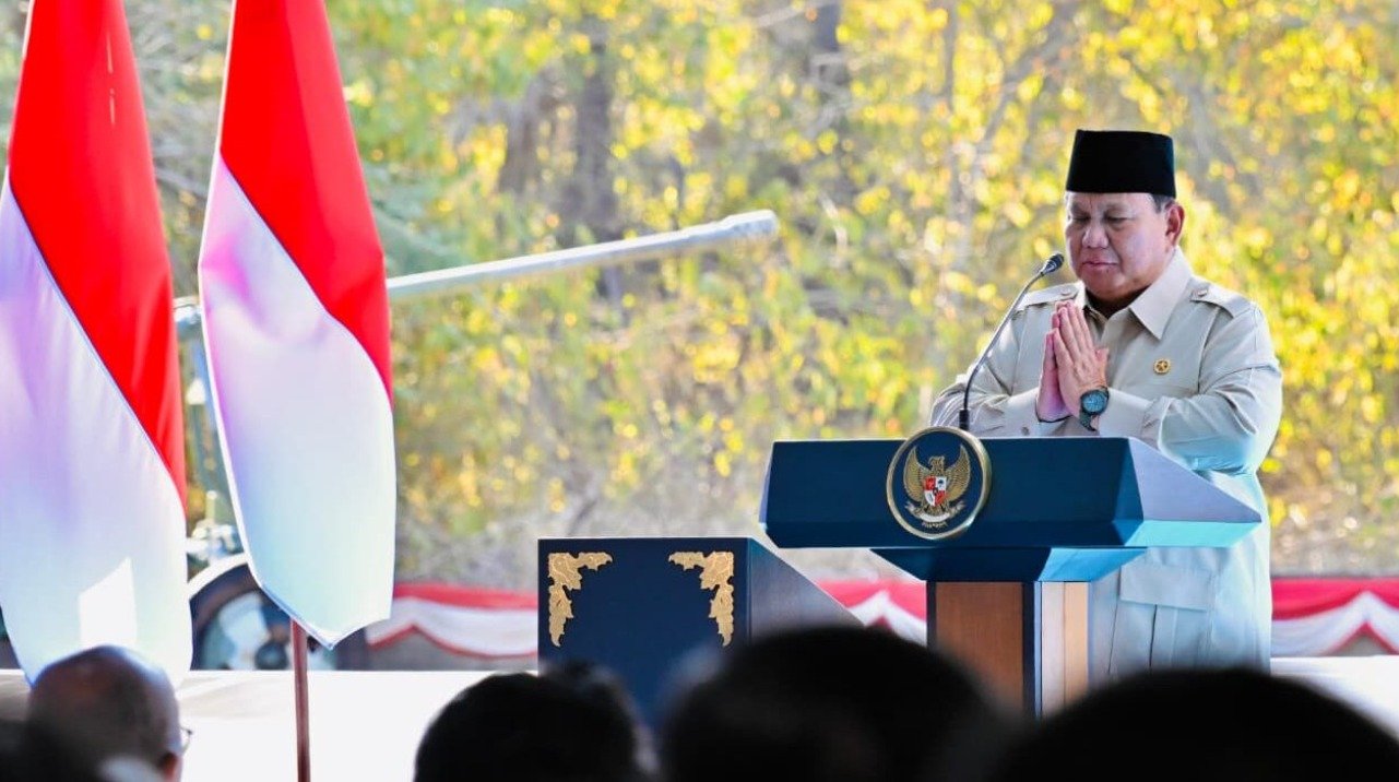 Presiden Prabowo membahas penanganan karhutla di Jembrana Bali.
